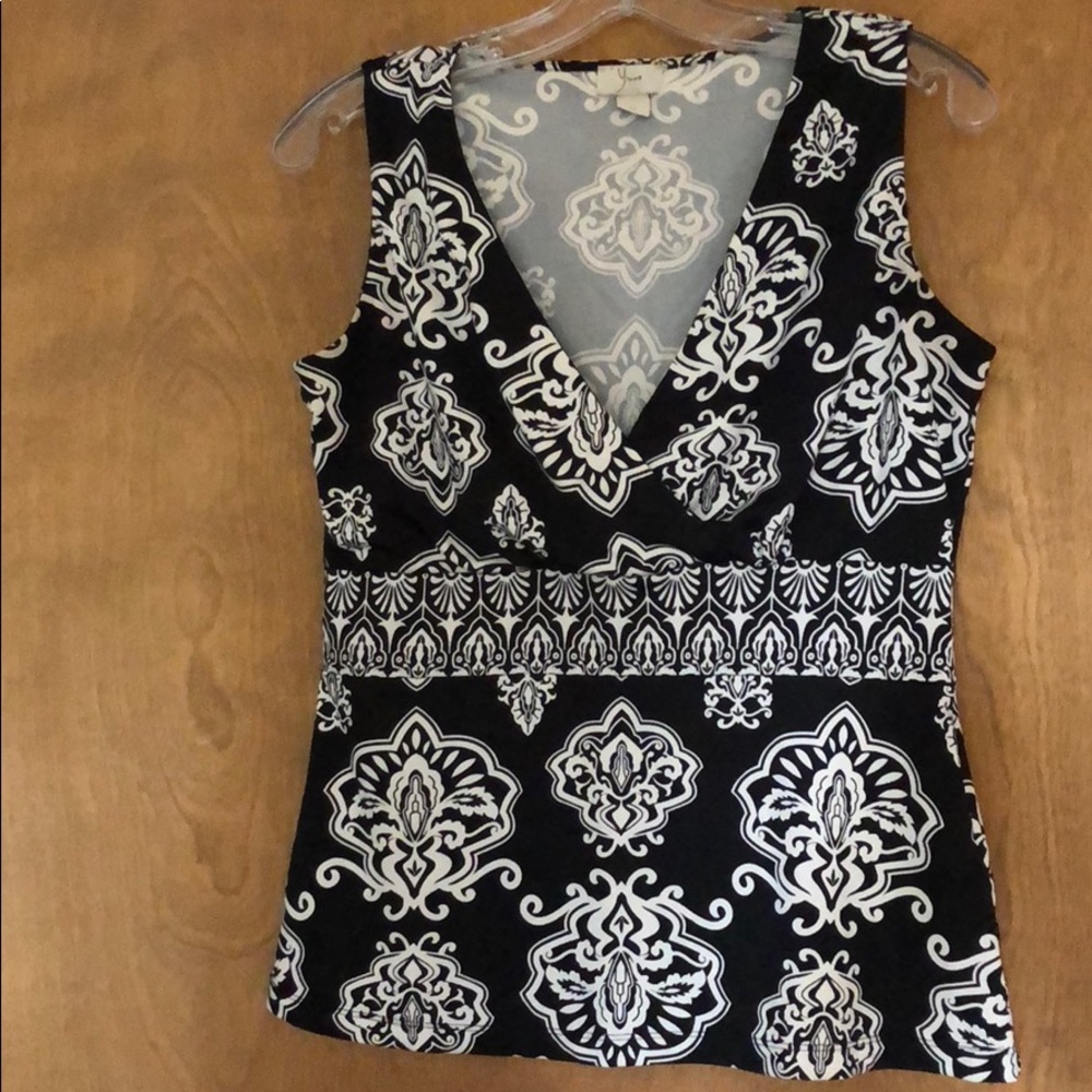 Beautiful sleeveless top